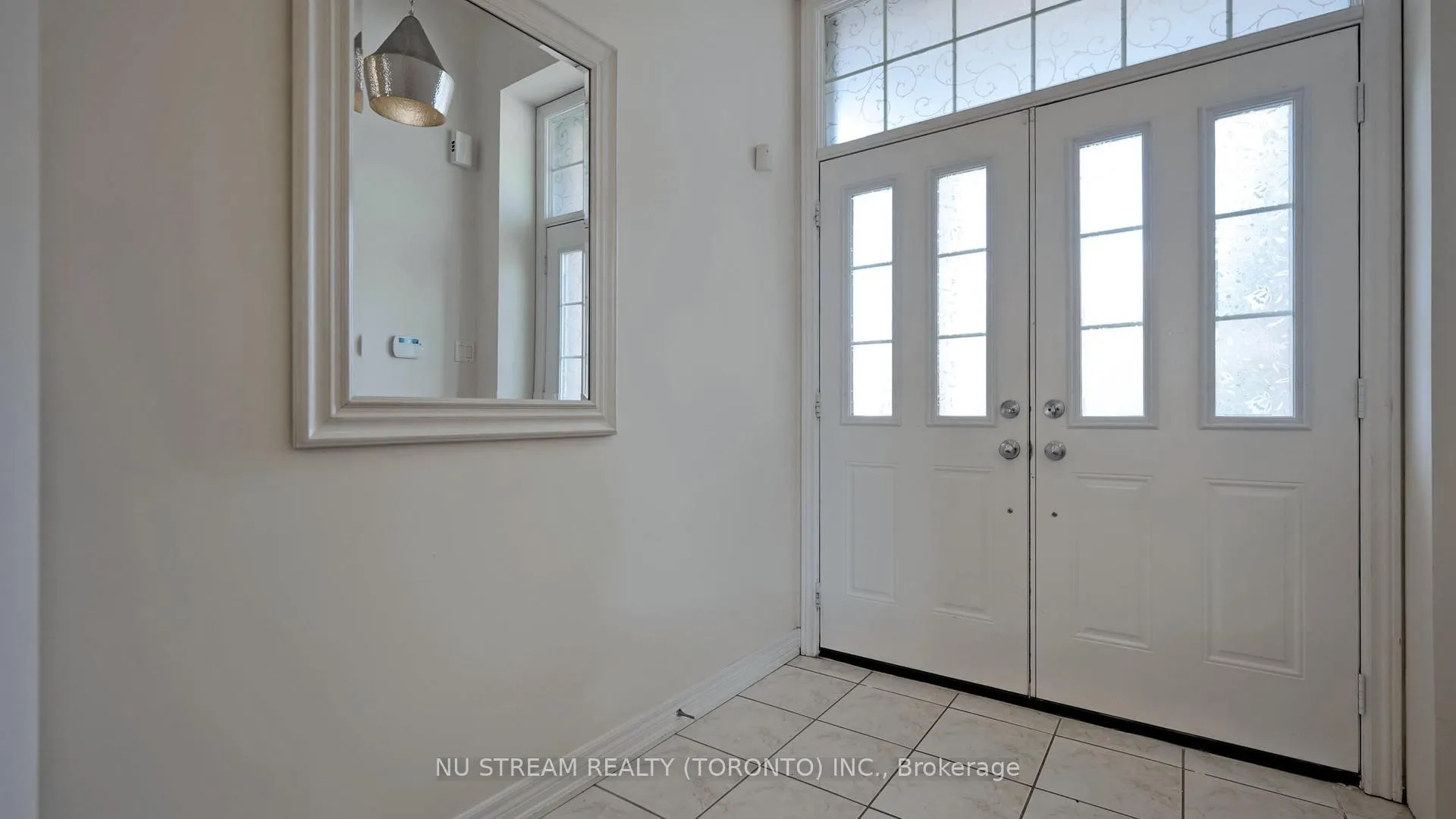 Photo 13 of 73 Serano Crescent, Richmond Hill, Jefferson — HOMEH