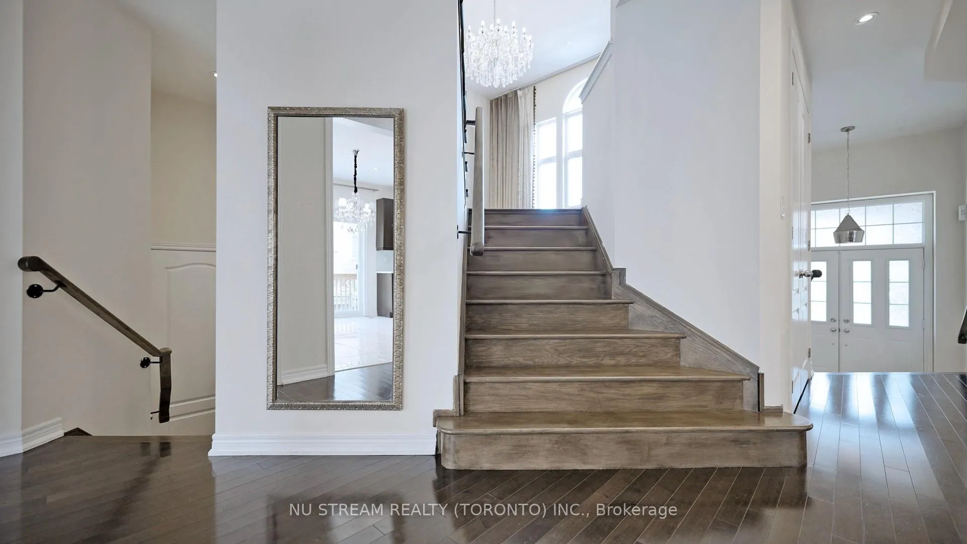 Photo 14 of 73 Serano Crescent, Richmond Hill, Jefferson — HOMEH