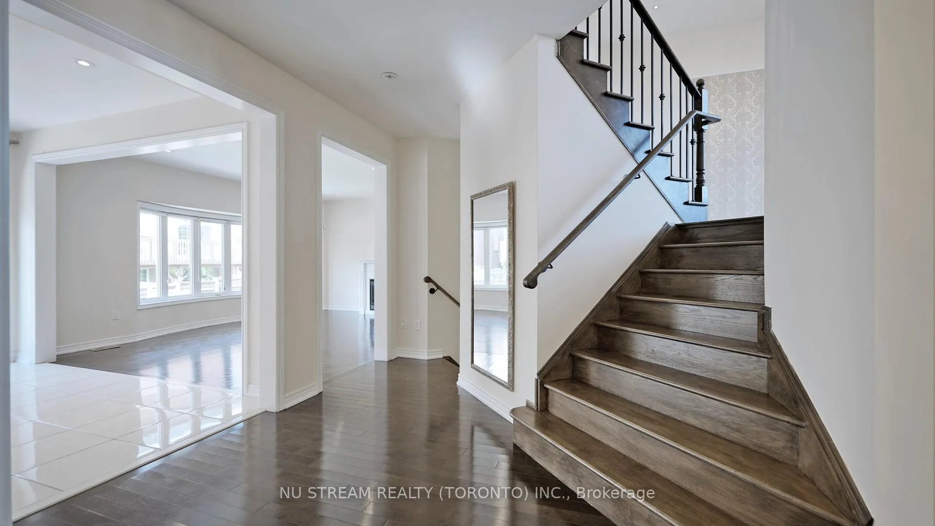 Photo 15 of 73 Serano Crescent, Richmond Hill, Jefferson — HOMEH