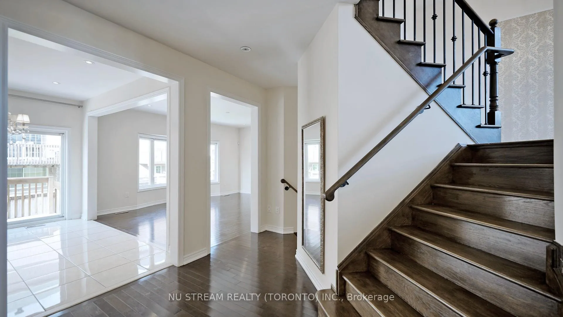Photo 17 of 73 Serano Crescent, Richmond Hill, Jefferson — HOMEH