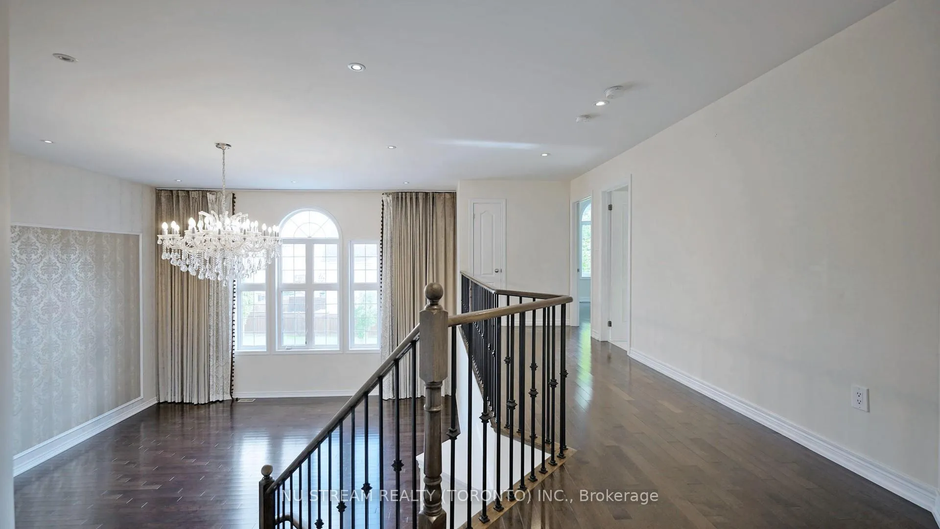 Photo 21 of 73 Serano Crescent, Richmond Hill, Jefferson — HOMEH