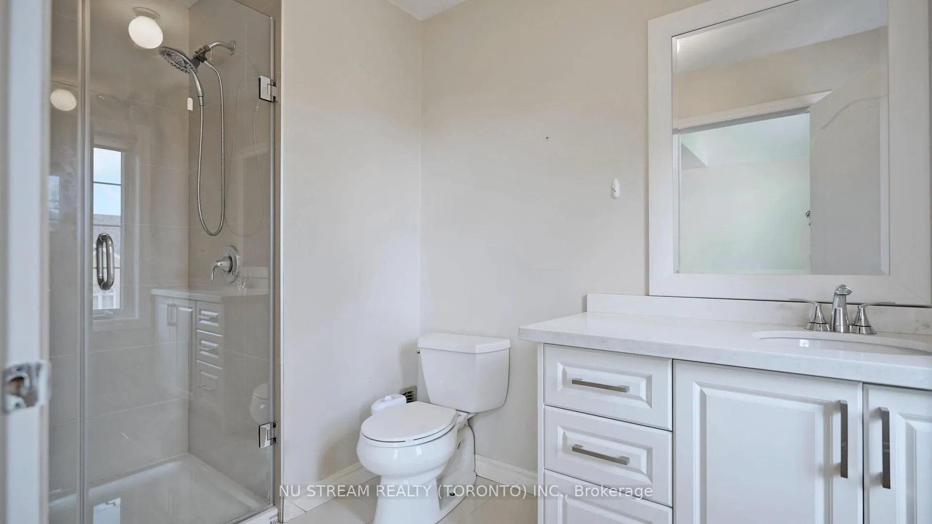 Photo 28 of 73 Serano Crescent, Richmond Hill, Jefferson — HOMEH