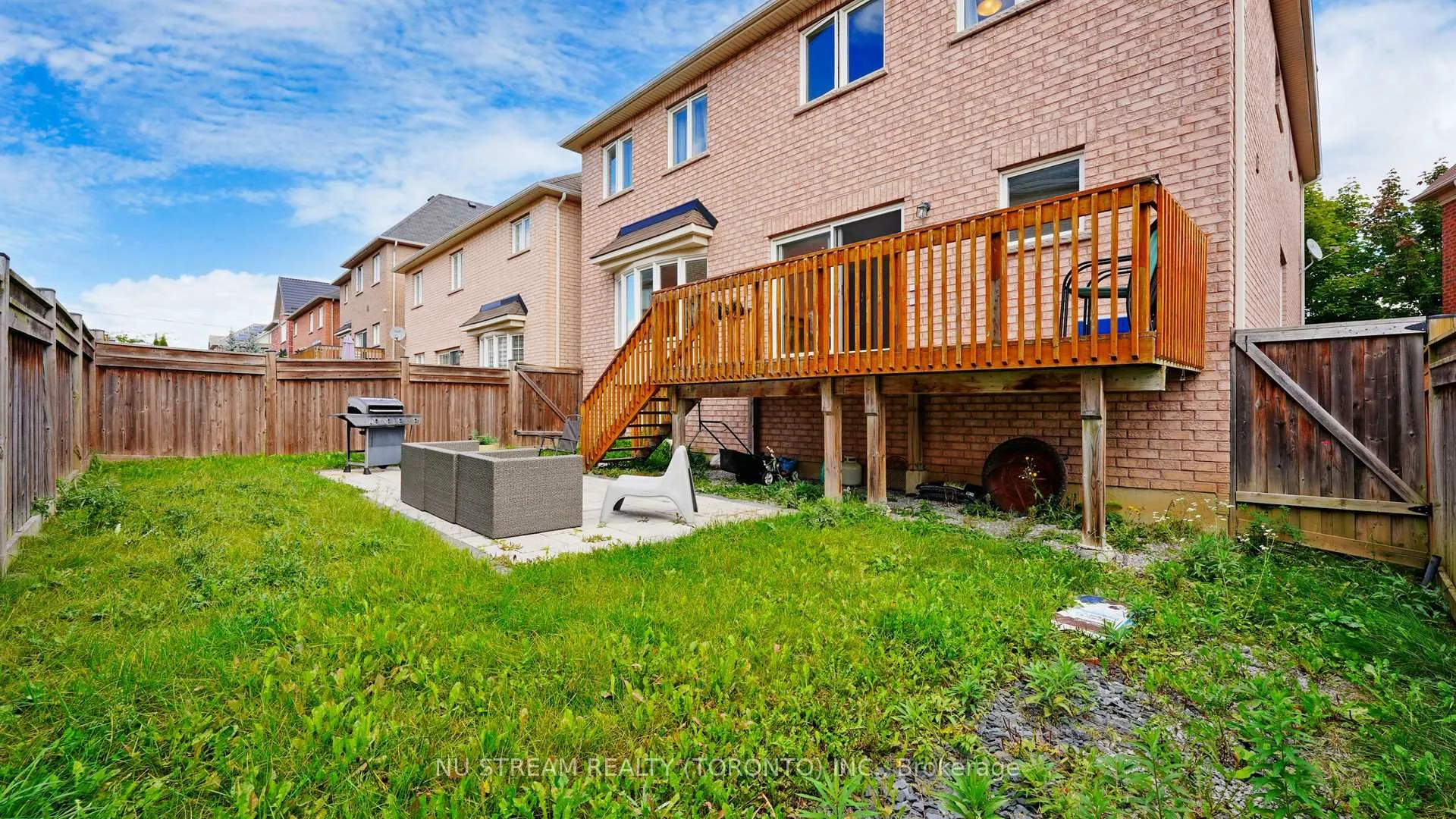 Photo 39 of 73 Serano Crescent, Richmond Hill, Jefferson — HOMEH