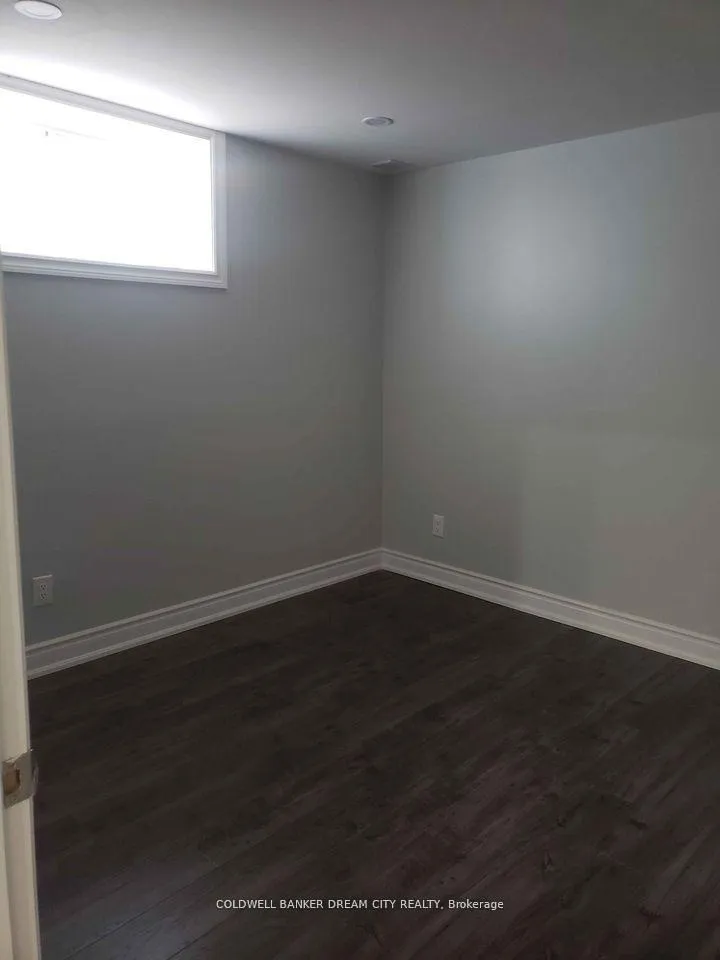 Photo 9 of Unit (Lower), 158 Forest Creek Drive, Kitchener, Doon South — HOMEH