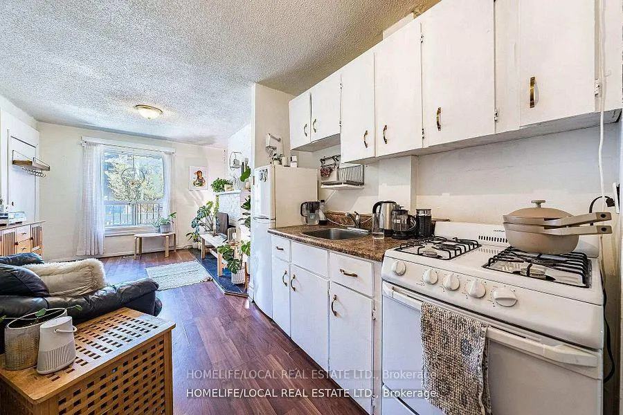 Photo 9 of 280 St Clarens Avenue, Toronto, Dufferin Grove — HOMEH