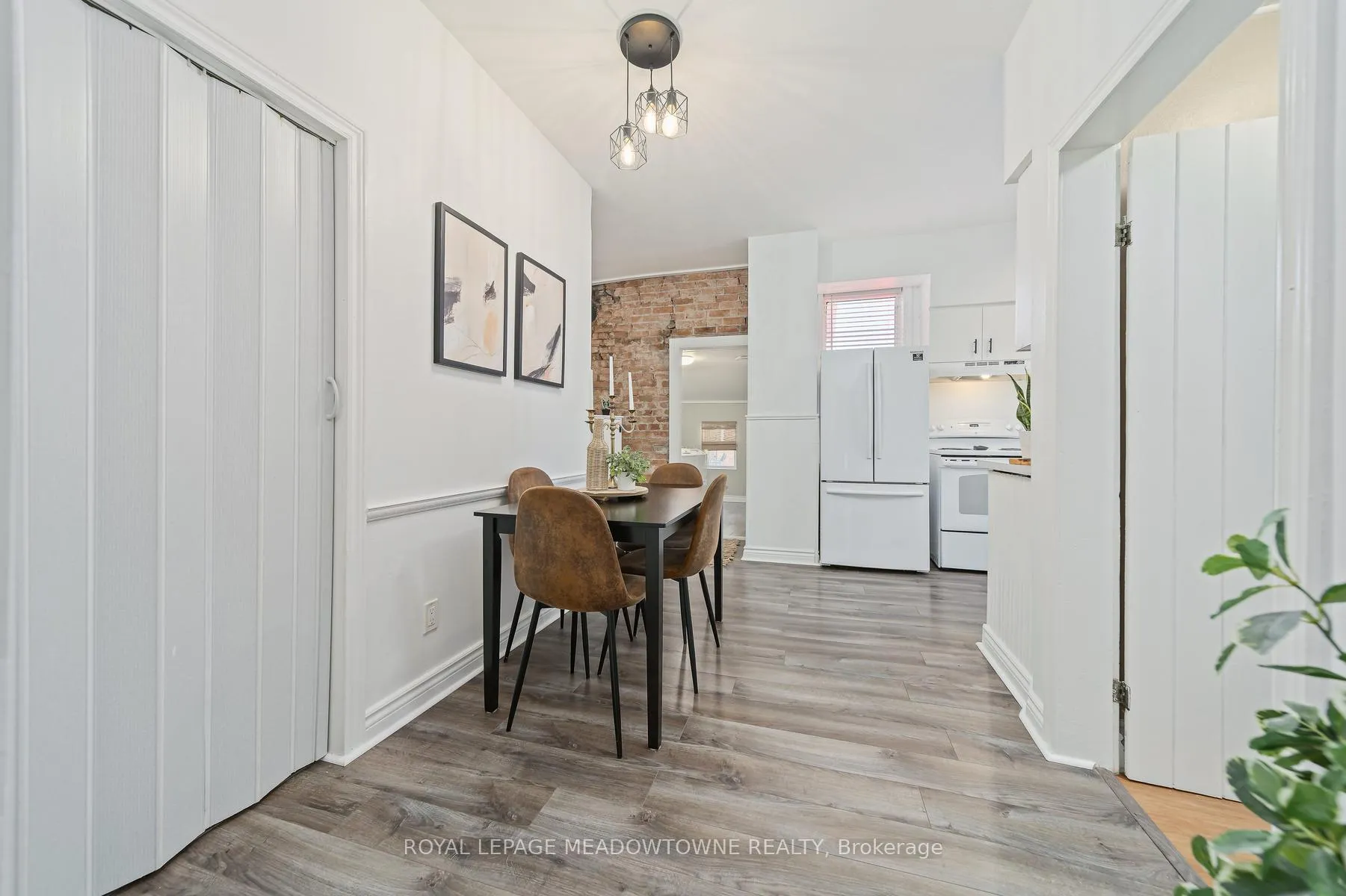 Photo 12 of 58 Young Street, Halton Hills, Acton — HOMEH