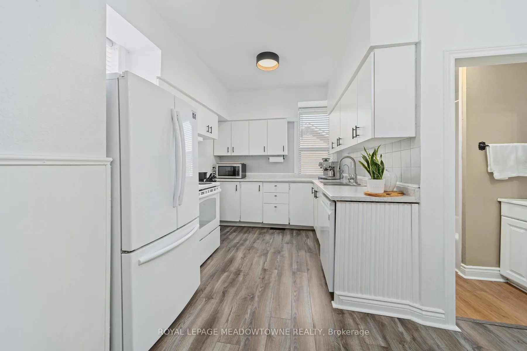 Photo 15 of 58 Young Street, Halton Hills, Acton — HOMEH