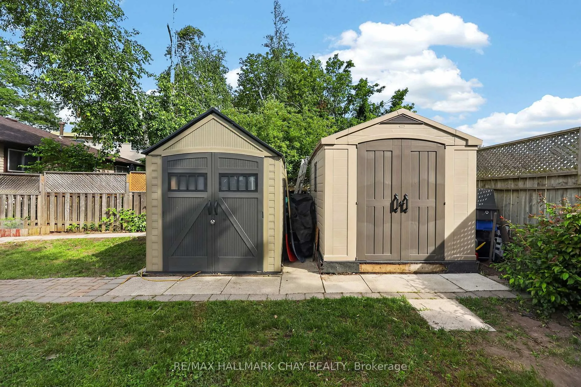 Photo 15 of 243 Letitia Street, Barrie, Letitia Heights — HOMEH
