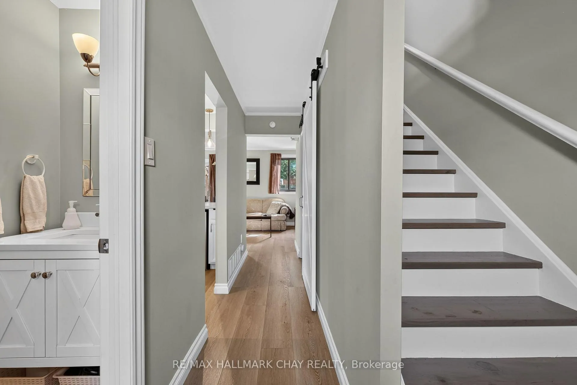 Photo 29 of 243 Letitia Street, Barrie, Letitia Heights — HOMEH