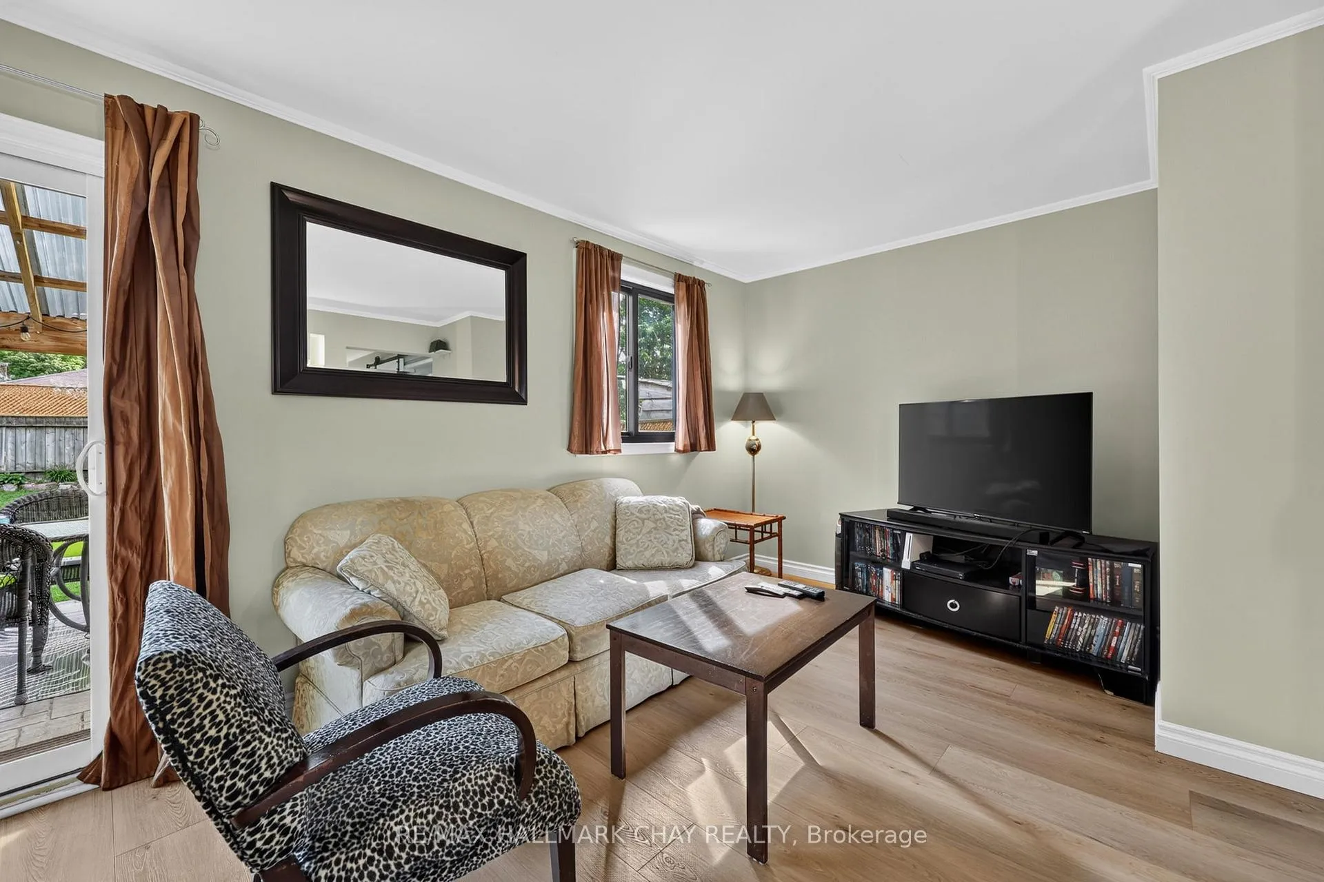 Photo 37 of 243 Letitia Street, Barrie, Letitia Heights — HOMEH