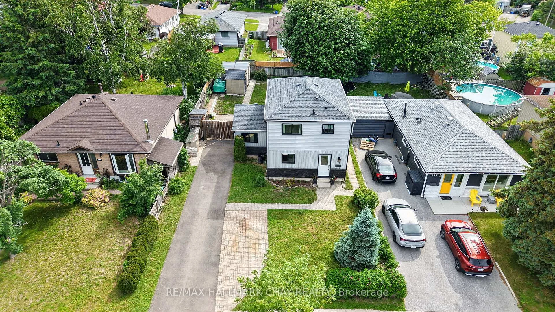 Photo 31 of 243 Letitia Street, Barrie, Letitia Heights — HOMEH