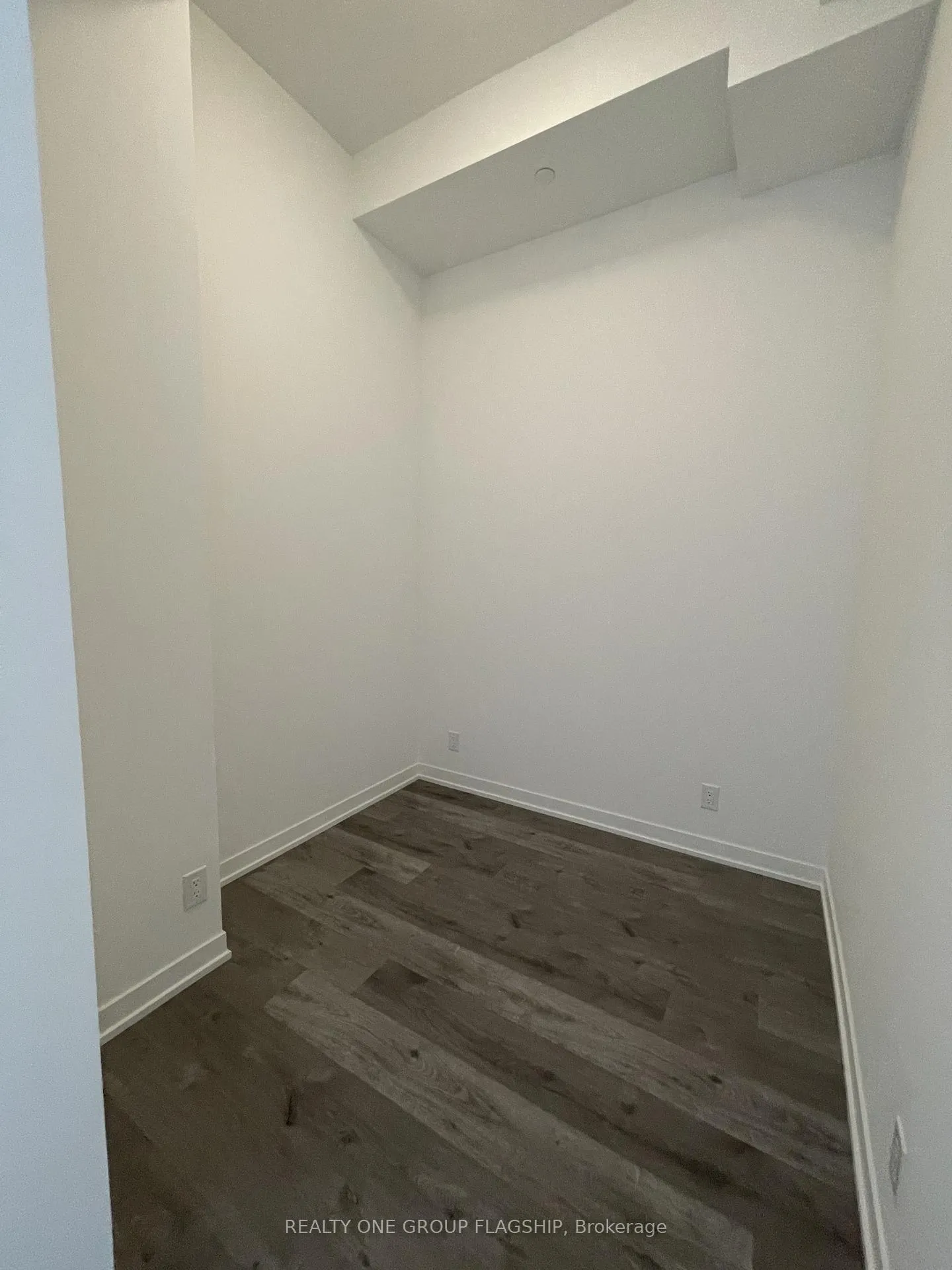 Photo 6 of Unit 423, 285 Dufferin Street, Toronto, South Parkdale — HOMEH