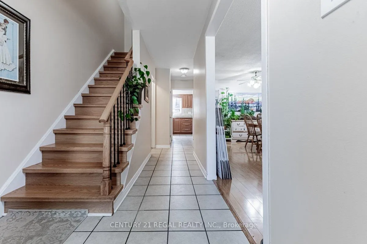 Photo 4 of 19 Carberry Crescent, Brampton, Madoc — HOMEH