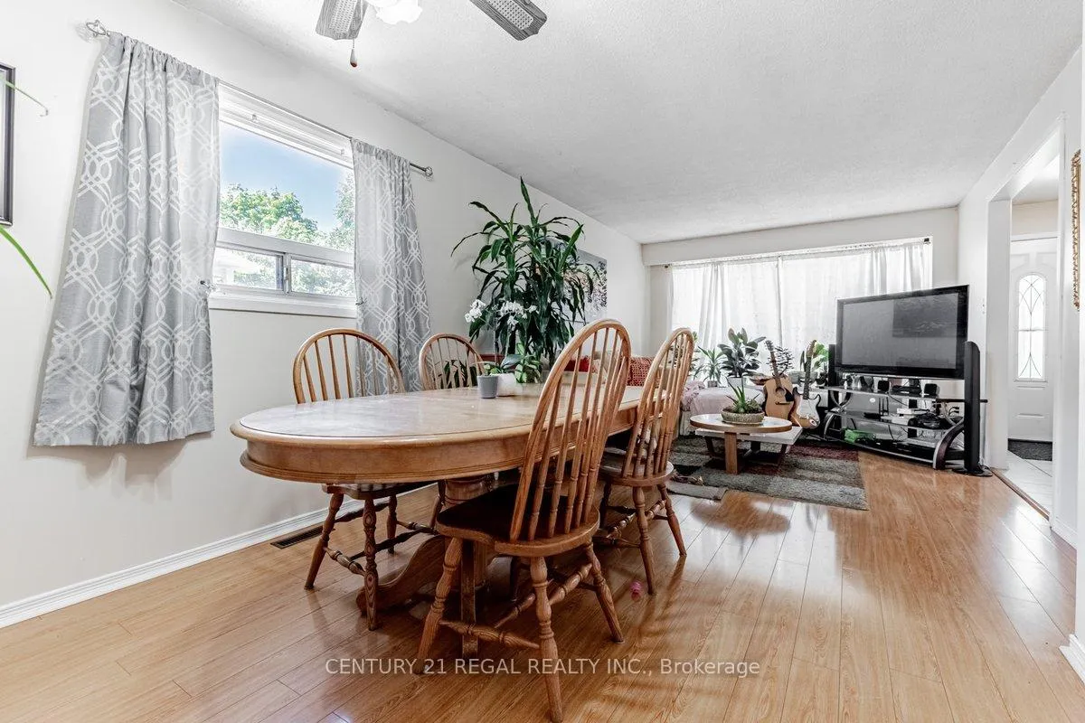 Photo 8 of 19 Carberry Crescent, Brampton, Madoc — HOMEH