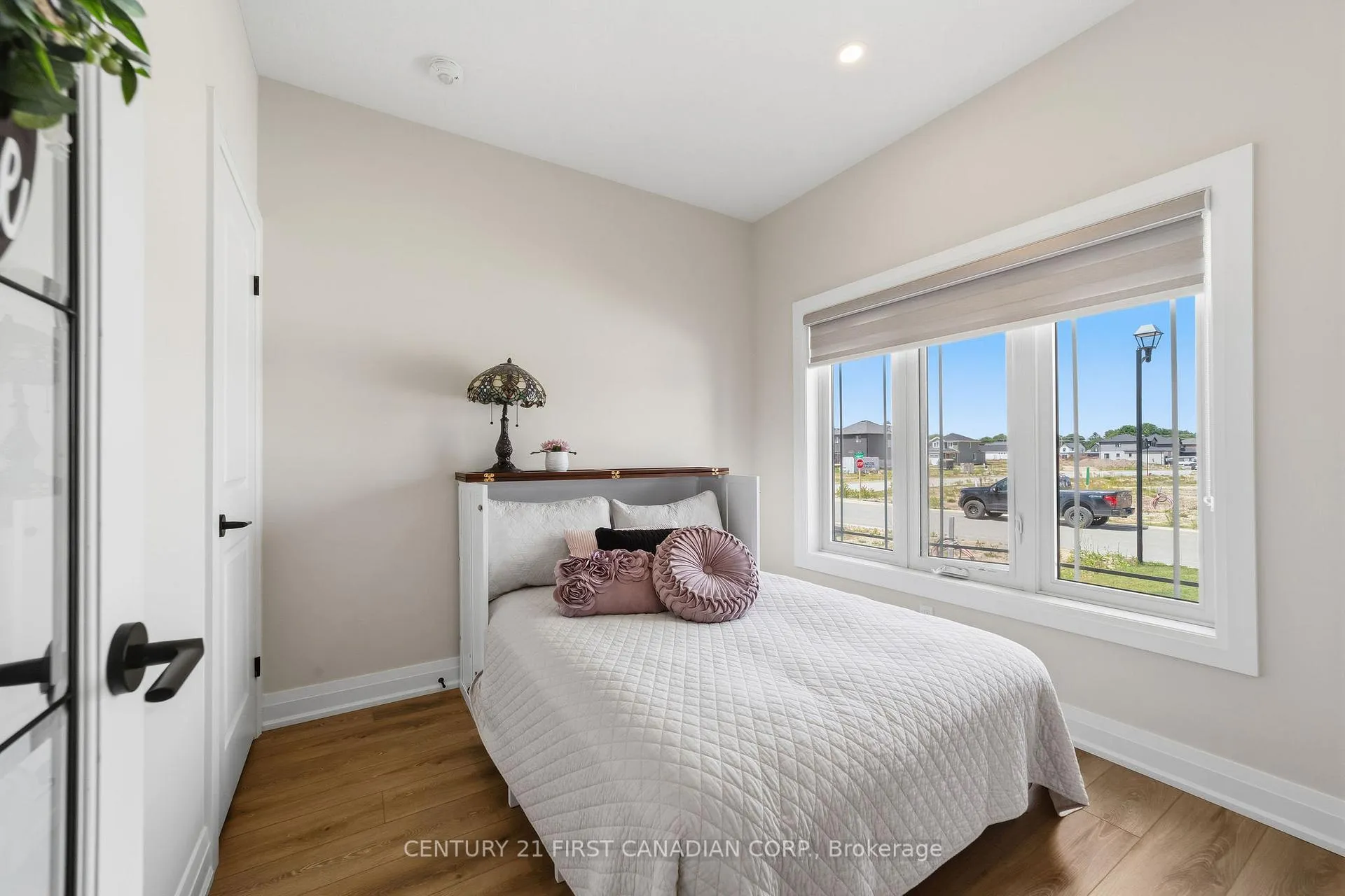 Photo 7 of 4 Postma Crescent, North Middlesex, Ailsa Craig — HOMEH