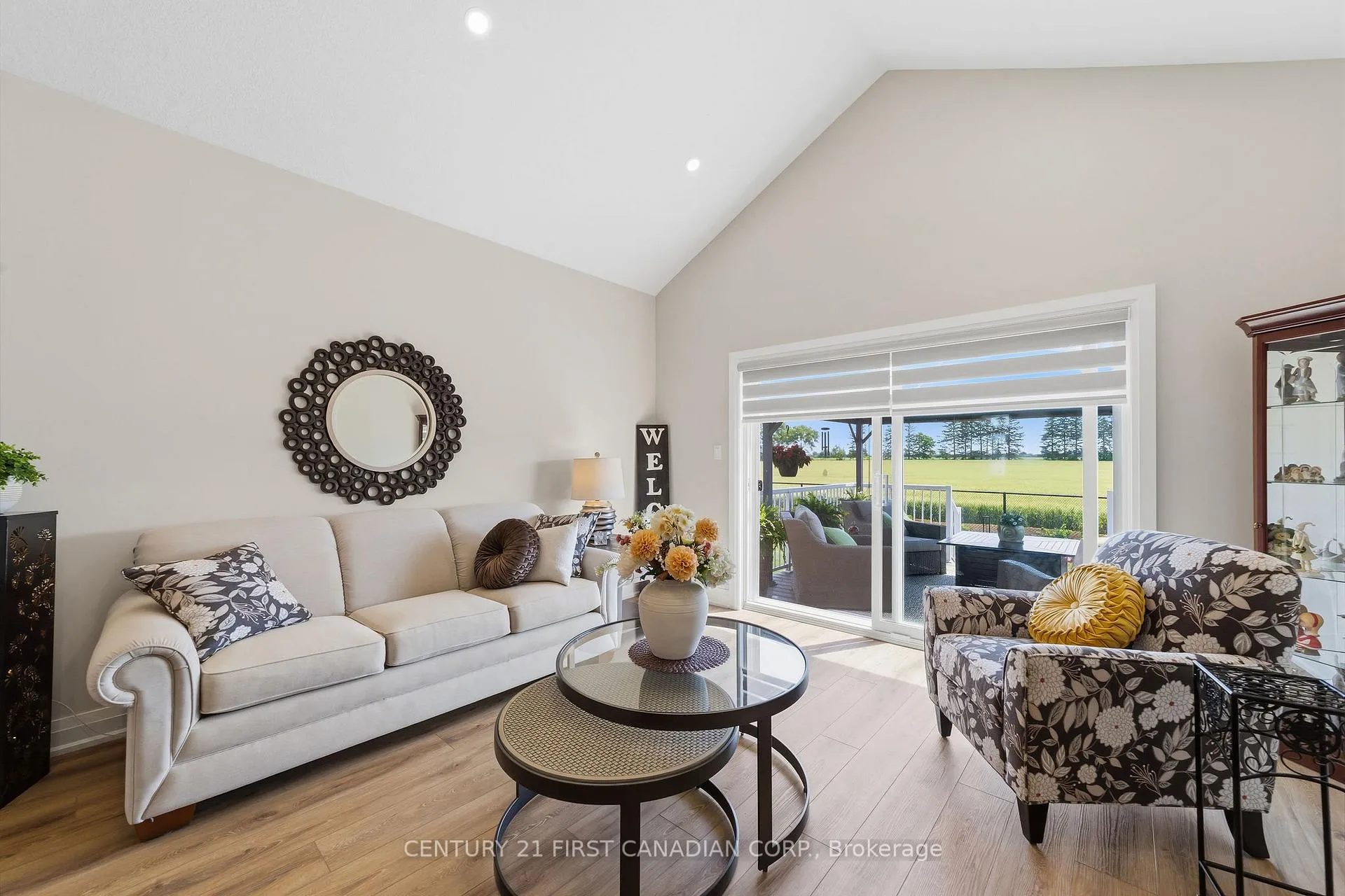 Photo 14 of 4 Postma Crescent, North Middlesex, Ailsa Craig — HOMEH