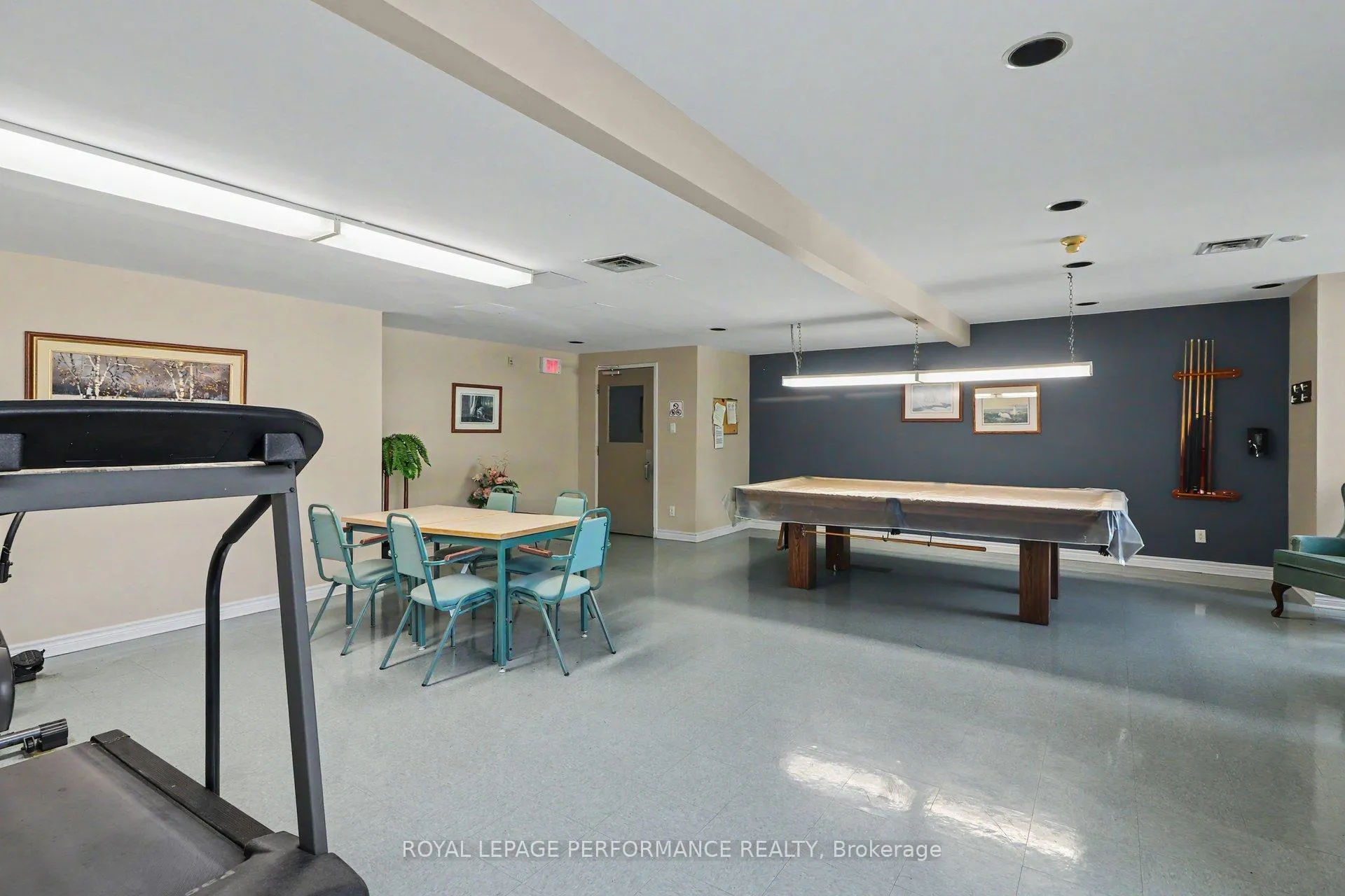Photo 25 of Unit 304, 340 Centrum Boulevard, Ottawa, Bilberry Creek/Queenswood Heights — HOMEH