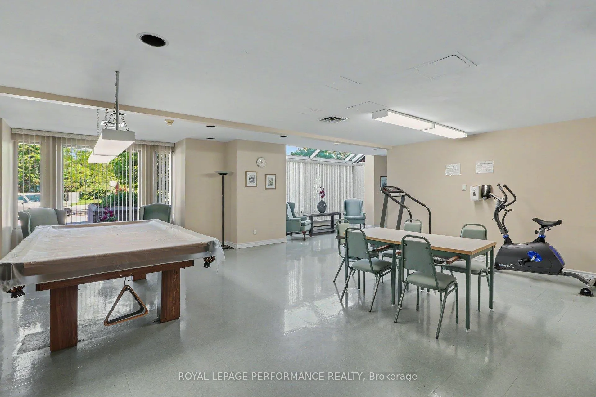 Photo 27 of Unit 304, 340 Centrum Boulevard, Ottawa, Bilberry Creek/Queenswood Heights — HOMEH