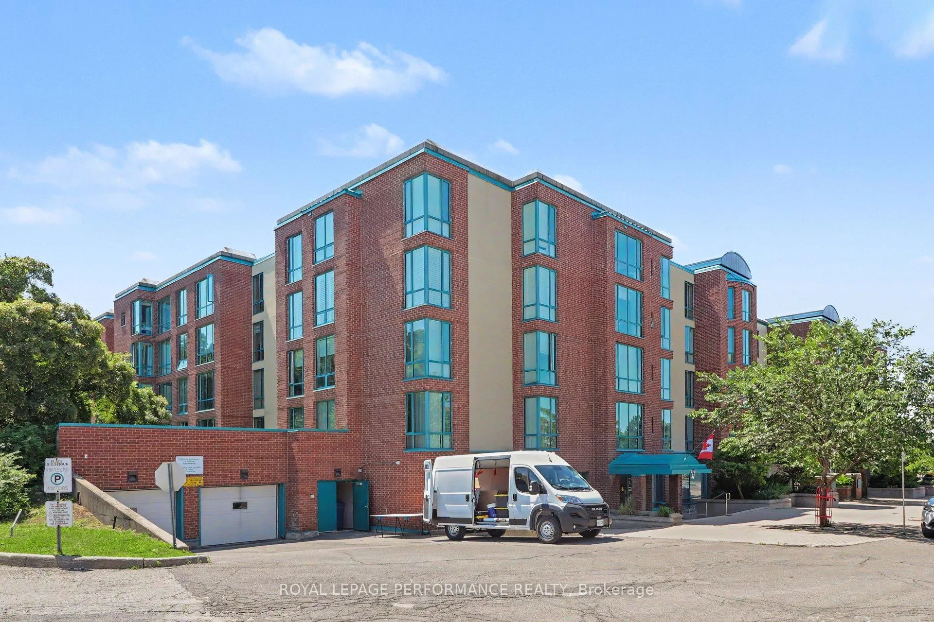 Photo 36 of Unit 304, 340 Centrum Boulevard, Ottawa, Bilberry Creek/Queenswood Heights — HOMEH