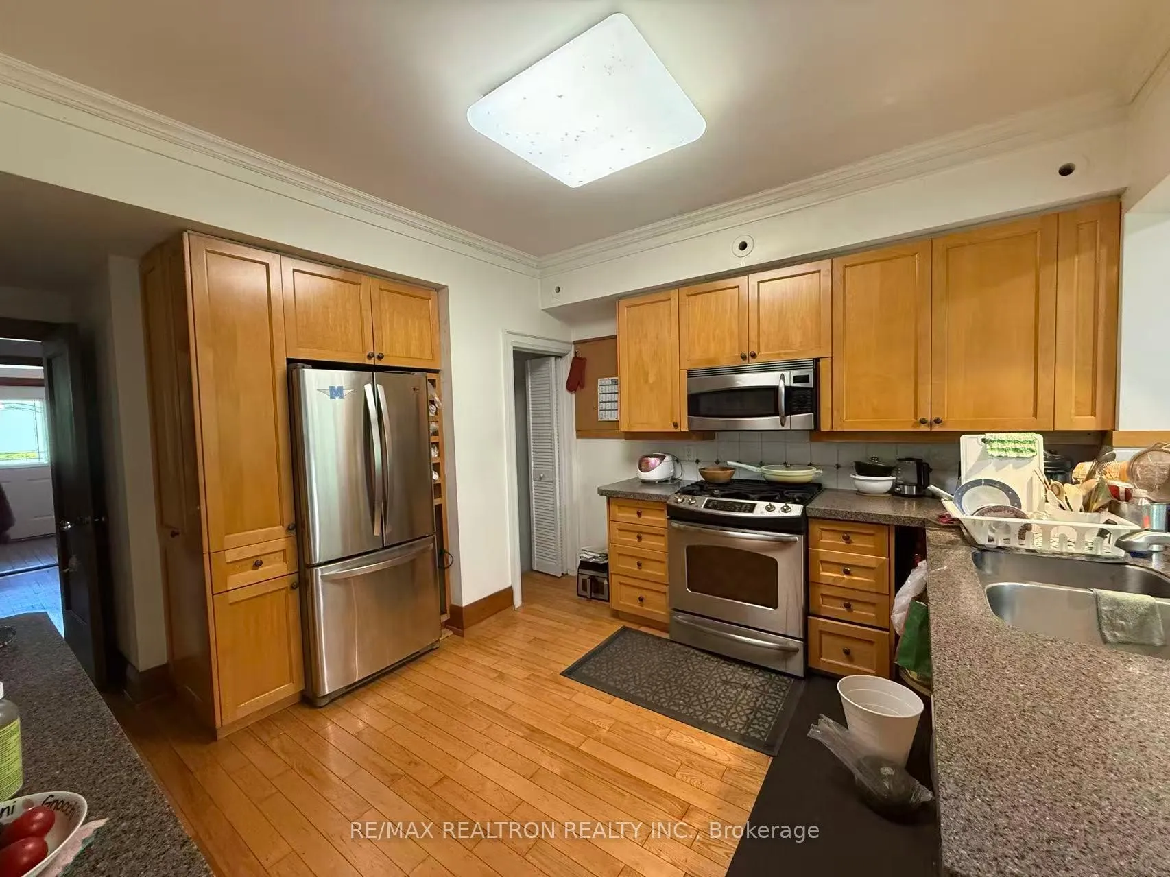 Photo 4 of 39 Austin Terrace, Toronto, Casa Loma — HOMEH