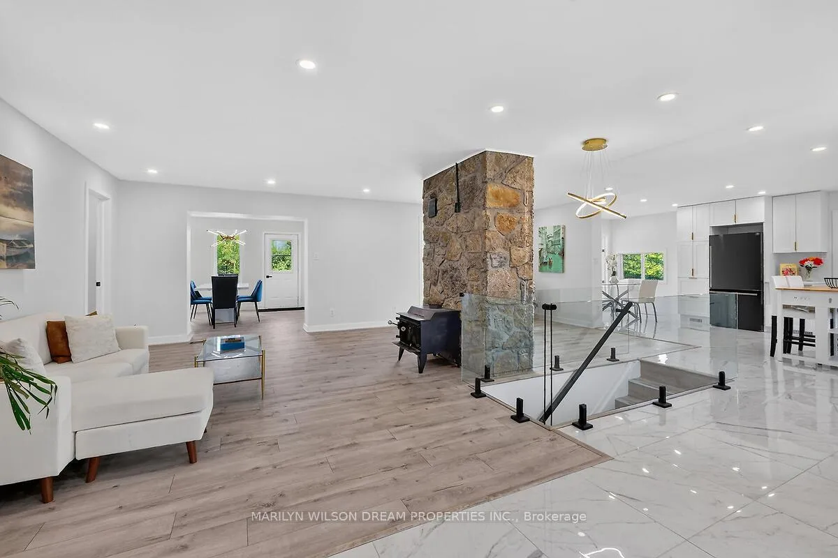 Photo 6 of 135 Manion Road, Ottawa, Huntley Ward (South West) — HOMEH