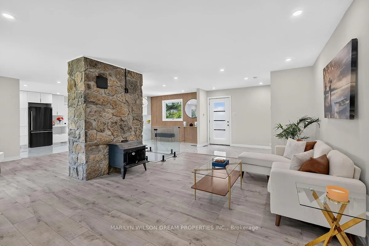 Photo 8 of 135 Manion Road, Ottawa, Huntley Ward (South West) — HOMEH