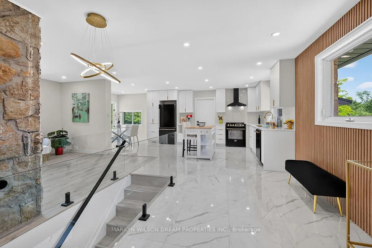 Photo 10 of 135 Manion Road, Ottawa, Huntley Ward (South West) — HOMEH
