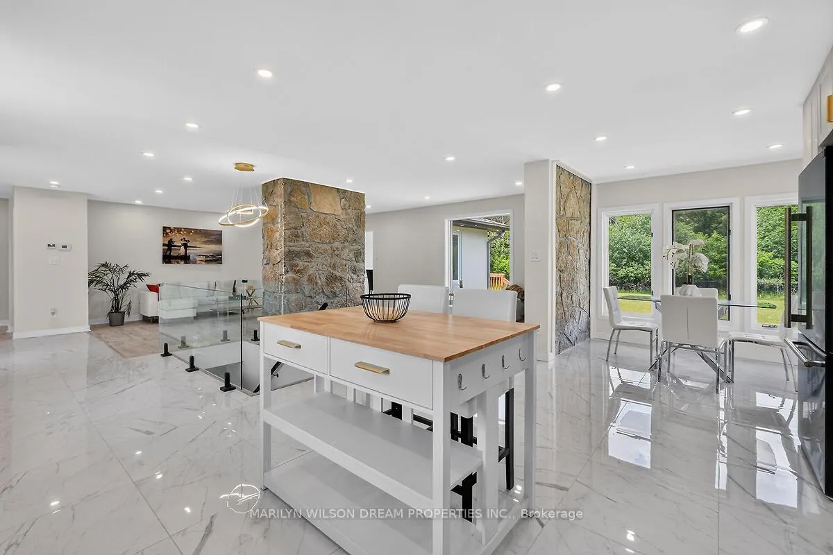 Photo 17 of 135 Manion Road, Ottawa, Huntley Ward (South West) — HOMEH
