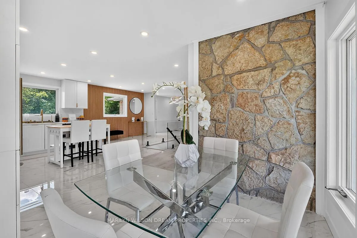 Photo 19 of 135 Manion Road, Ottawa, Huntley Ward (South West) — HOMEH