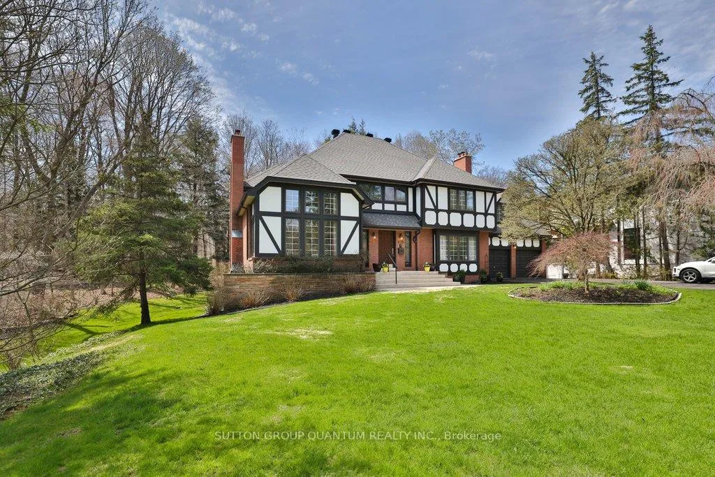 Photo of 670 Meadow Wood Road