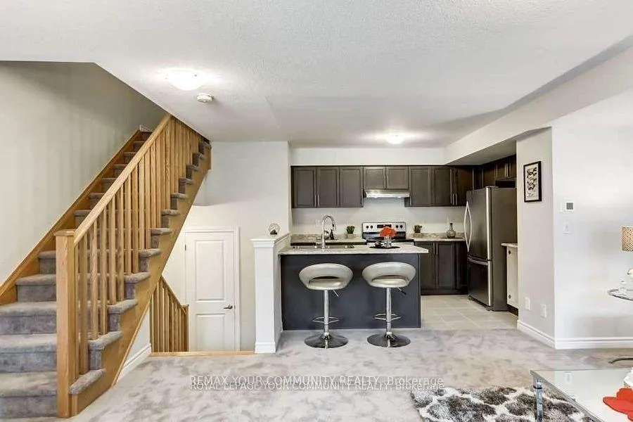 Photo 11 of 49 Porcelain Way, Whitby, Rolling Acres — HOMEH