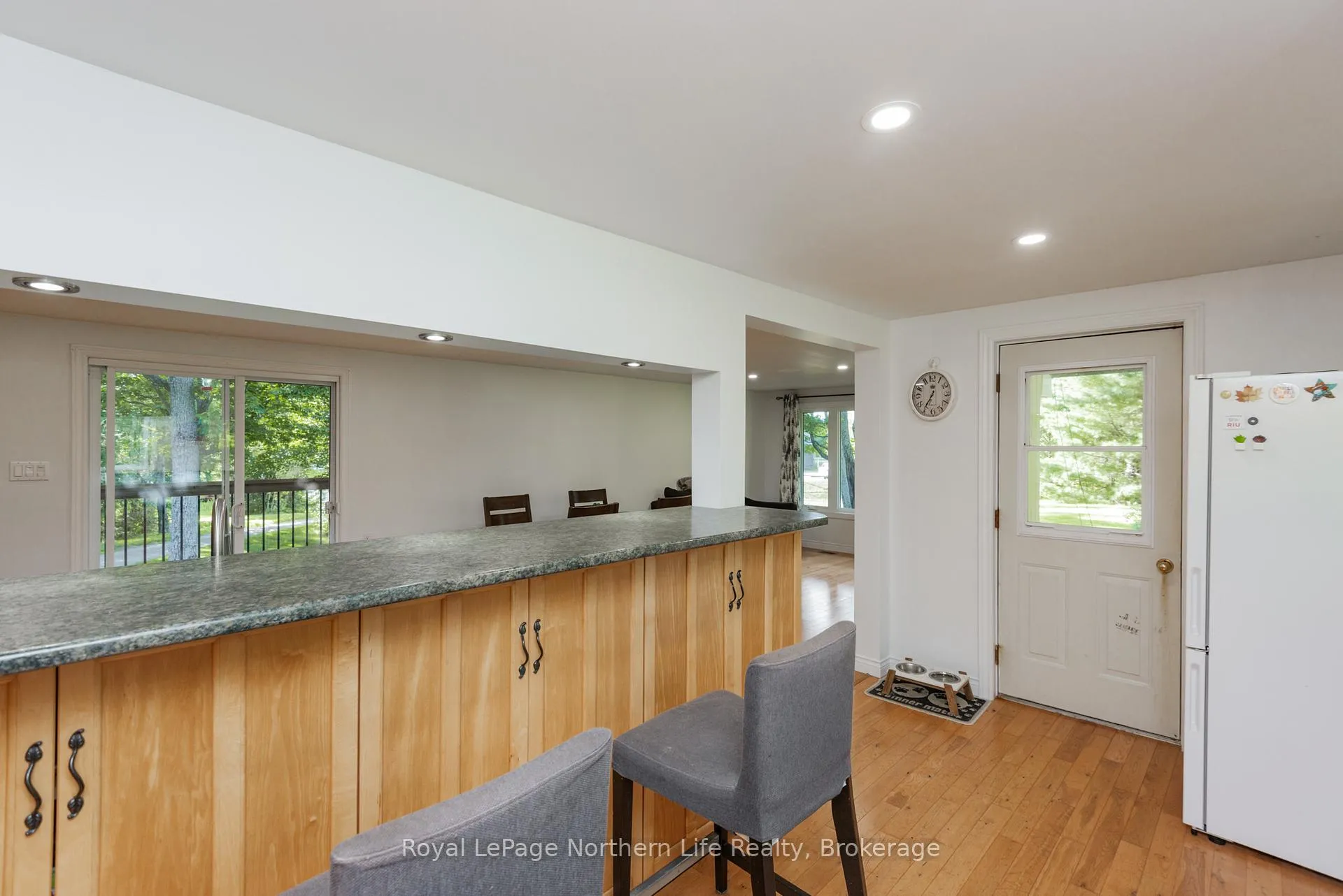 Photo 37 of 1601 Memorial Park Drive, Chisholm — HOMEH