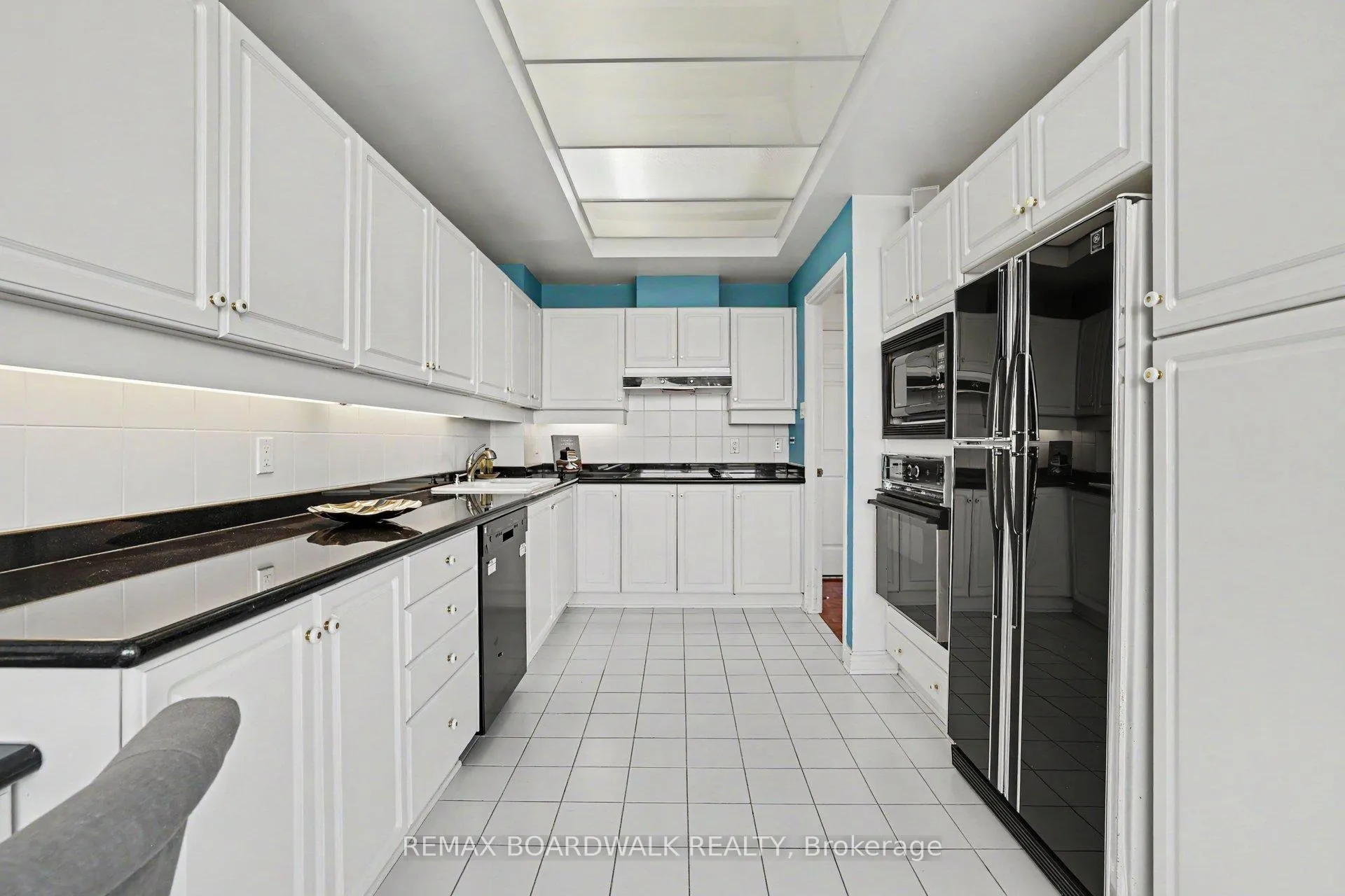Photo 15 of Unit 2201, 1480 Riverside Drive, Ottawa, Riverview Park — HOMEH