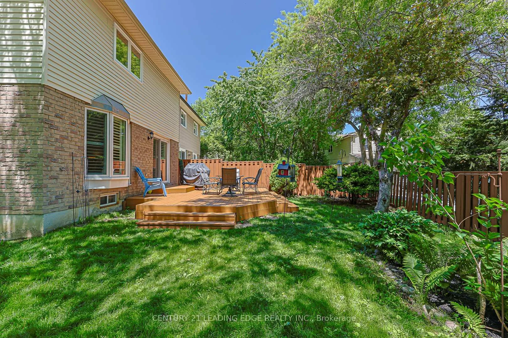 Photo 24 of 43 Bishop Crescent, Markham, Markham Village — HOMEH