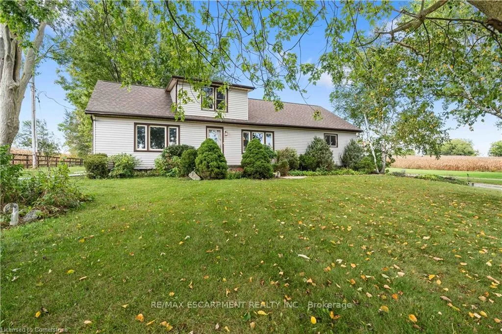 Photo 2 of 247 Highway #5, Brant, Paris — HOMEH