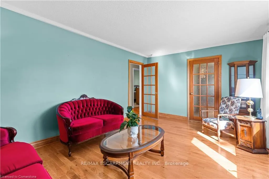 Photo 10 of 247 Highway #5, Brant, Paris — HOMEH