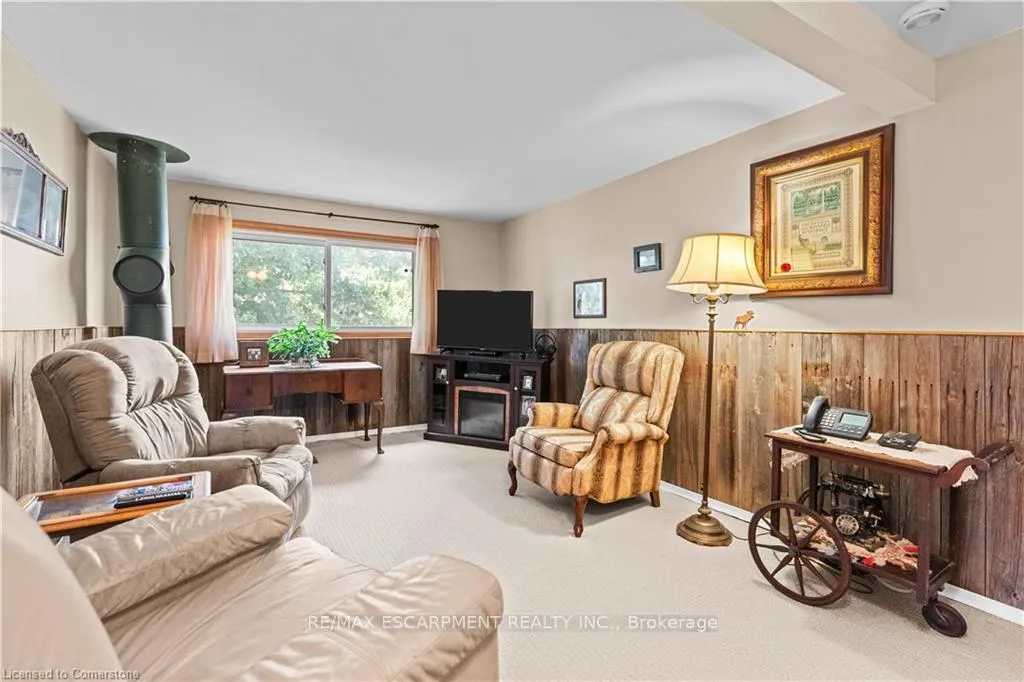 Photo 24 of 247 Highway #5, Brant, Paris — HOMEH