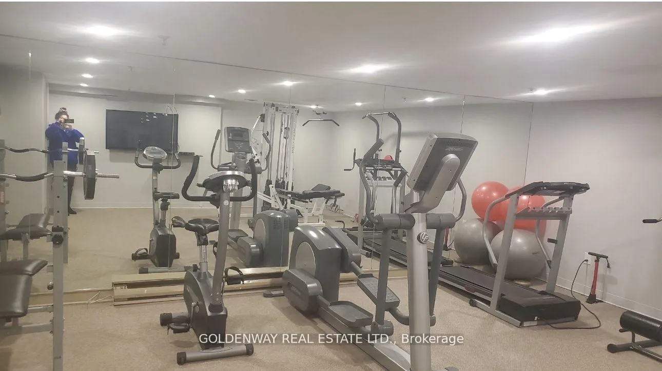 Photo 3 of Unit 202, 7451 Yonge Street, Markham, Thornhill — HOMEH