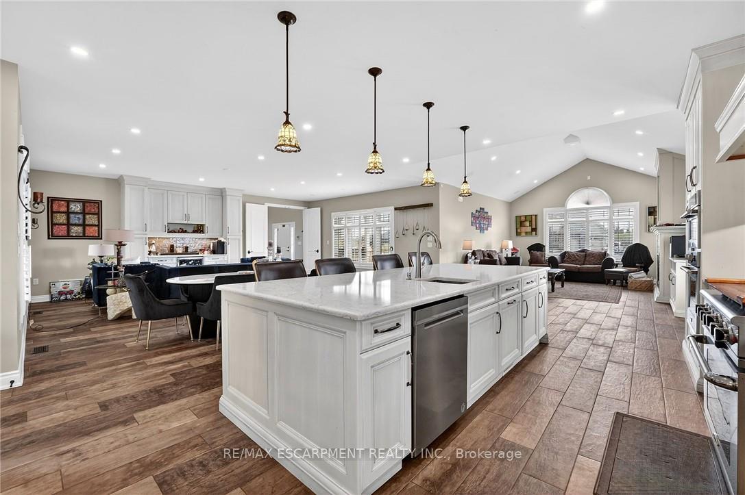 Photo 11 of 5499 Attema Crescent, West Lincoln, Bismark/Wellandport — HOMEH