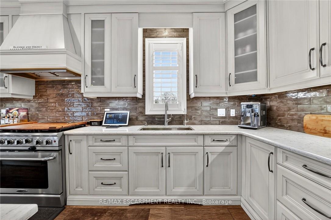 Photo 12 of 5499 Attema Crescent, West Lincoln, Bismark/Wellandport — HOMEH