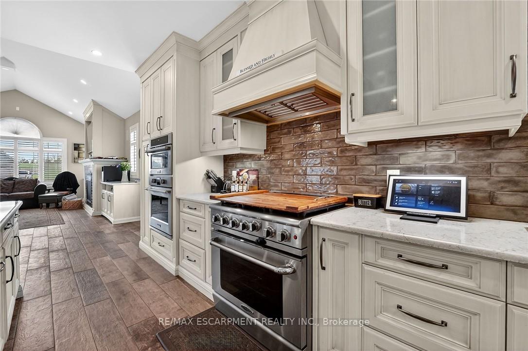 Photo 13 of 5499 Attema Crescent, West Lincoln, Bismark/Wellandport — HOMEH