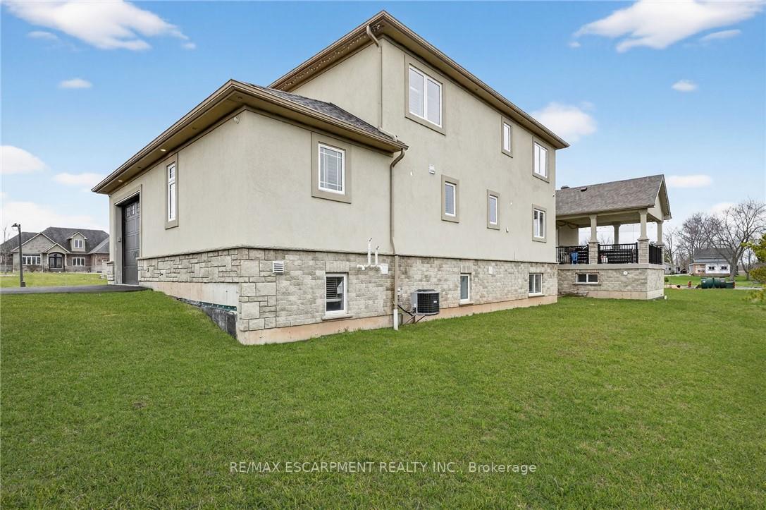 Photo 43 of 5499 Attema Crescent, West Lincoln, Bismark/Wellandport — HOMEH