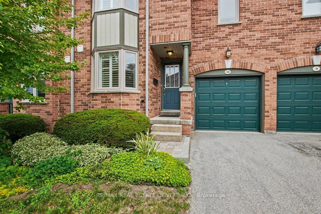 Photo 4 of Unit 10, 76 River Drive, Halton Hills, Georgetown — HOMEH