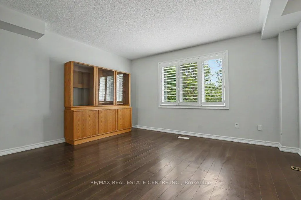 Photo 46 of Unit 10, 76 River Drive, Halton Hills, Georgetown — HOMEH