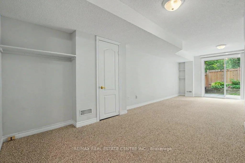 Photo 48 of Unit 10, 76 River Drive, Halton Hills, Georgetown — HOMEH