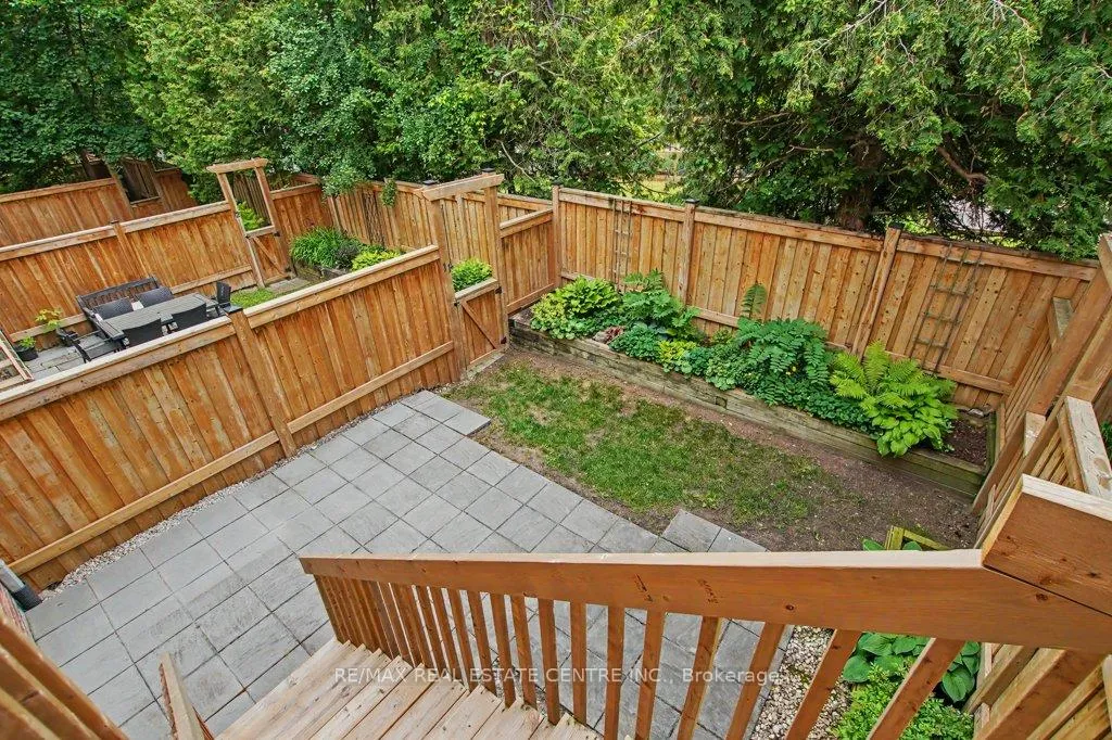 Photo 34 of Unit 10, 76 River Drive, Halton Hills, Georgetown — HOMEH