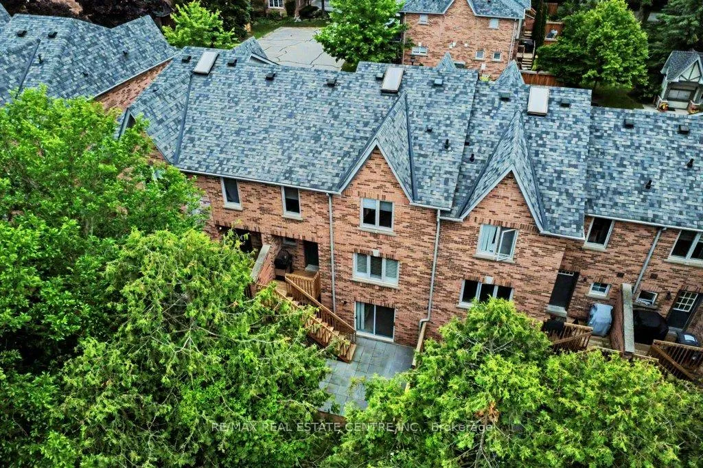 Photo 39 of Unit 10, 76 River Drive, Halton Hills, Georgetown — HOMEH