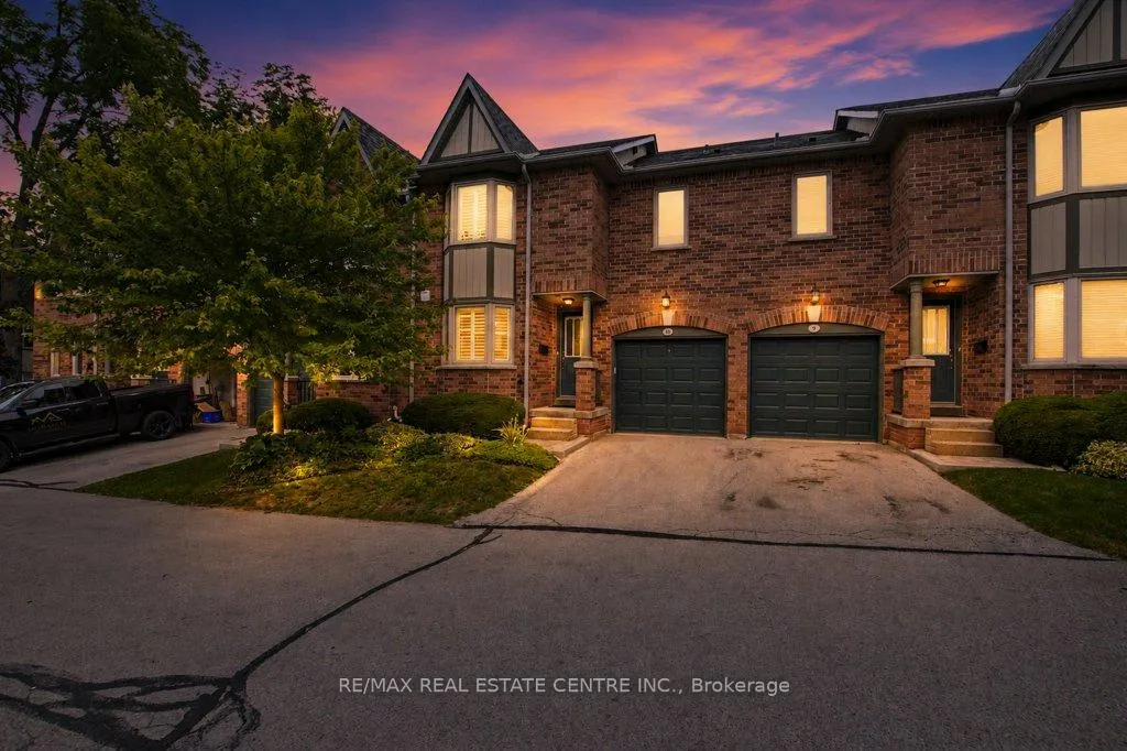 Photo 2 of Unit 10, 76 River Drive, Halton Hills, Georgetown — HOMEH
