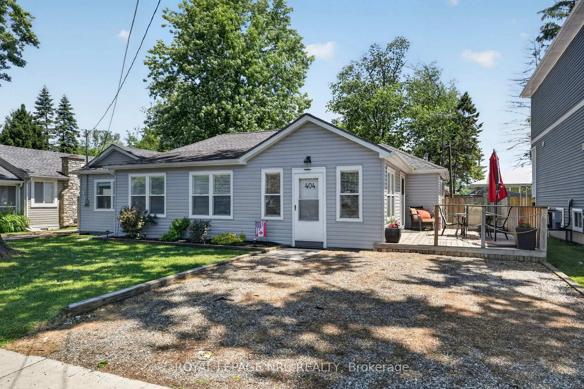 Photo of 404 Lakewood Avenue