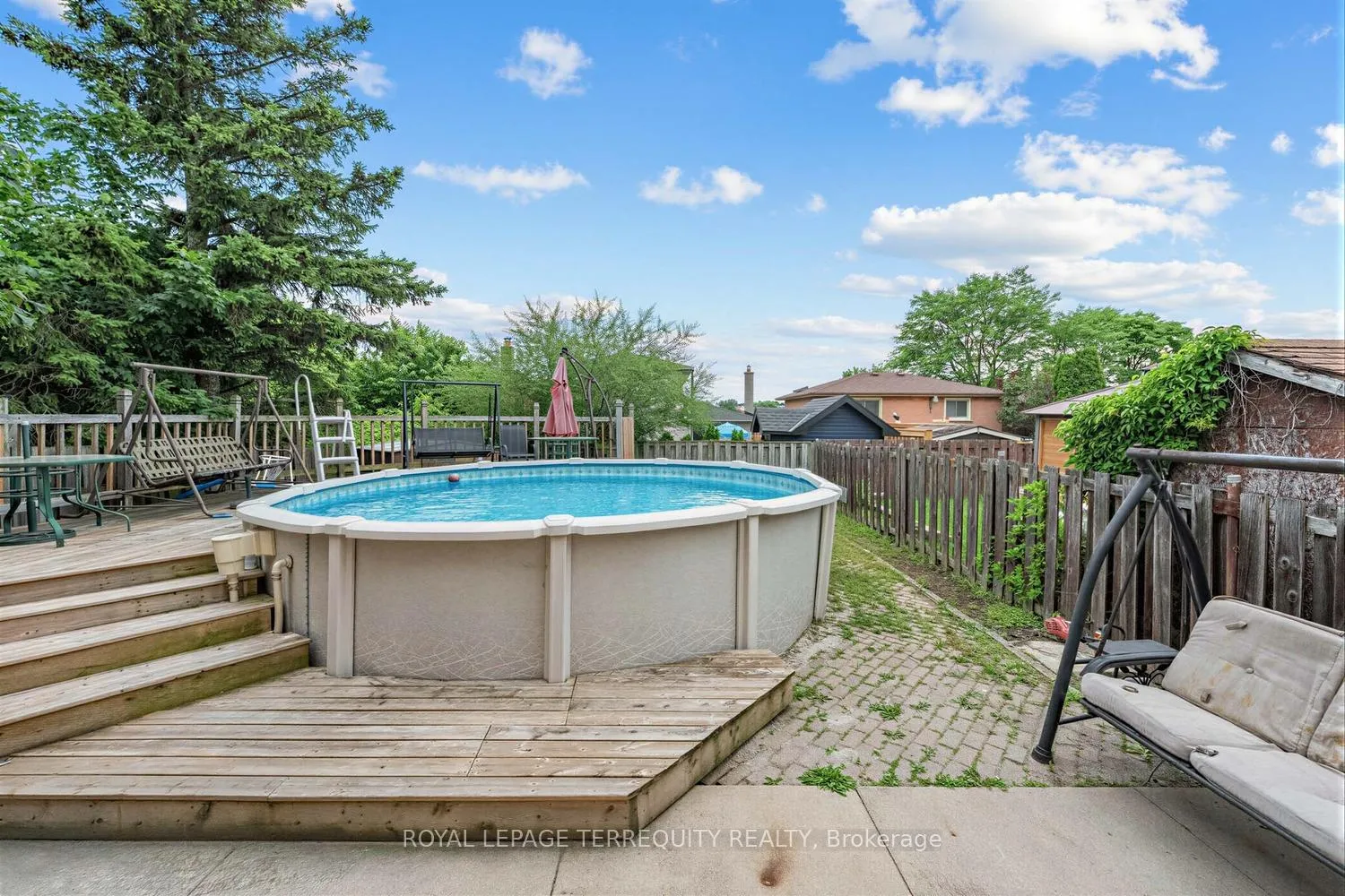 Photo 21 of 746 Limeridge Road E, Hamilton, Lawfield — HOMEH